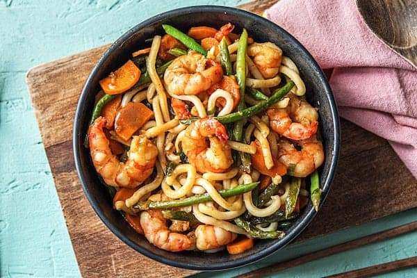 One-Pan Shrimp Lo Mein with Udon Noodles and Green Beans
